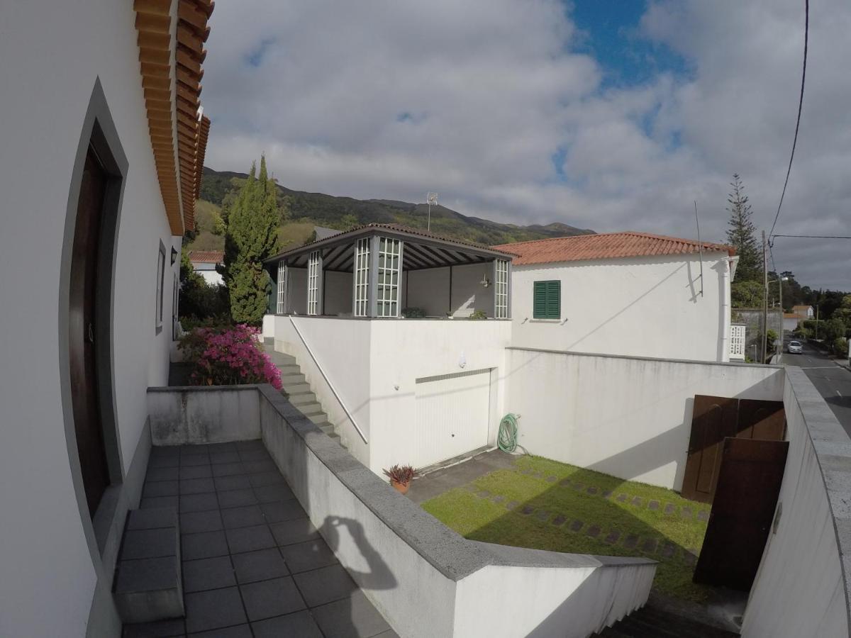 Urzelina Guesthouse Exterior photo